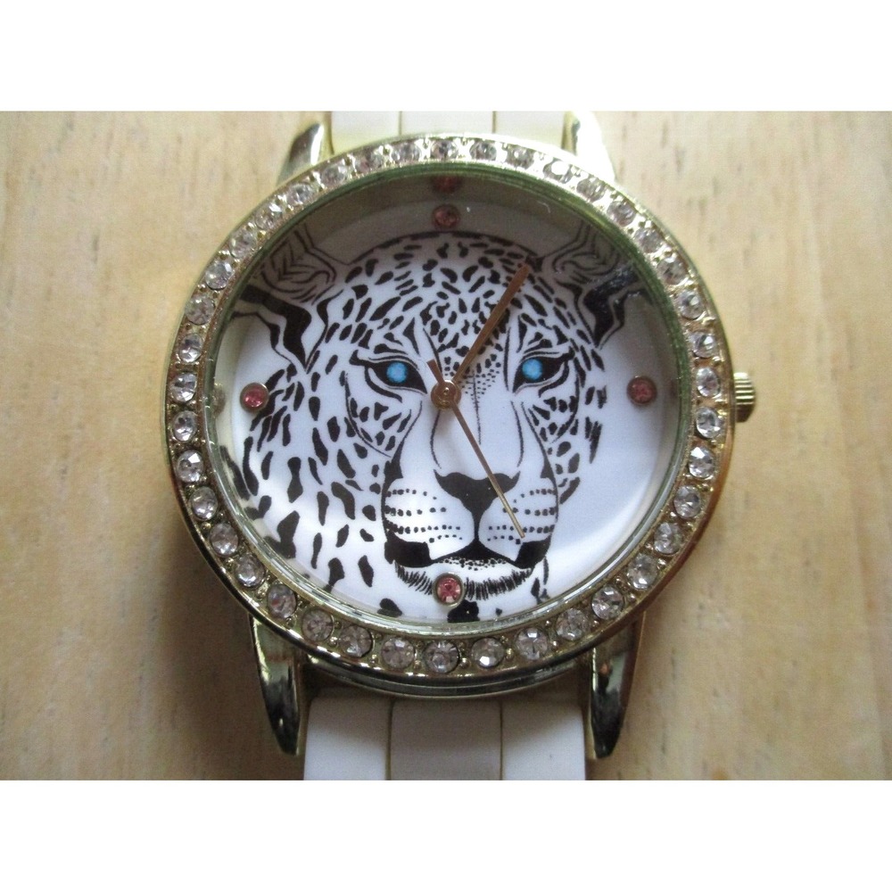RUE 21 ETC! WOMEN FASHION WATCH WITH SILICONE Band